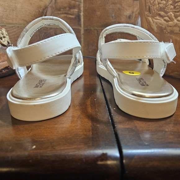 MICHAEL Michael Kors White and Cream Sandals - Picture 5 of 9